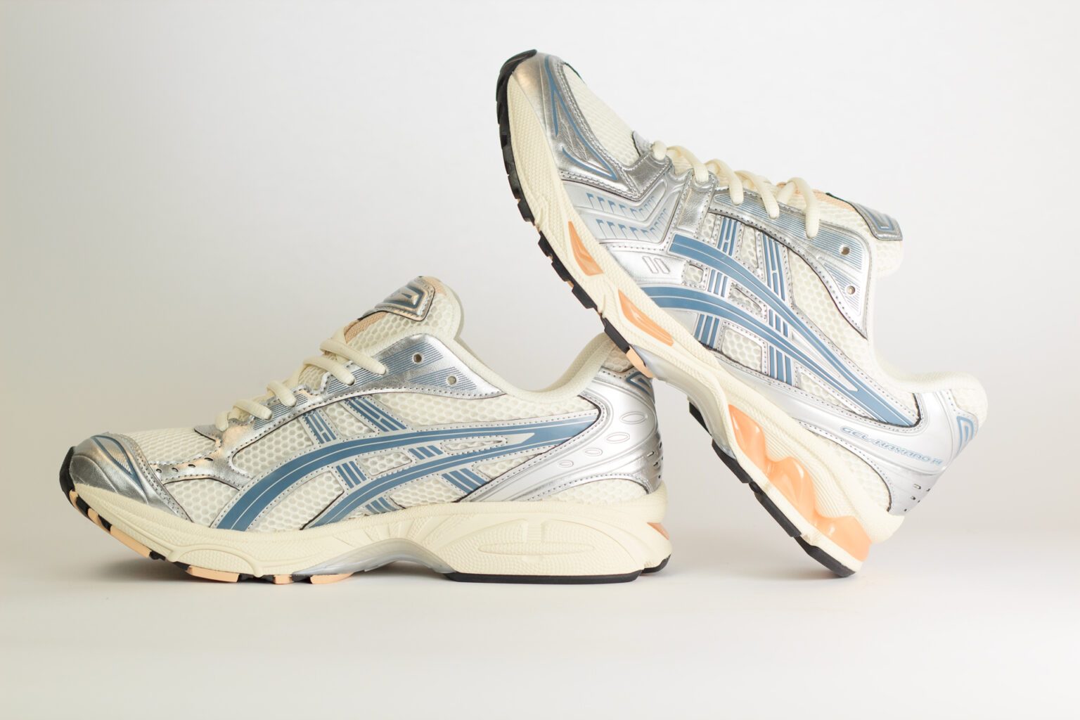 ASICS Gel-Kayano 14 Birch Pure Silver Teal Gold – Beige/Zilver/Blauw – Heren/Dames/Uniseks Sneakers – Leer/Mesh – 1203A537-109 – Binnenkant