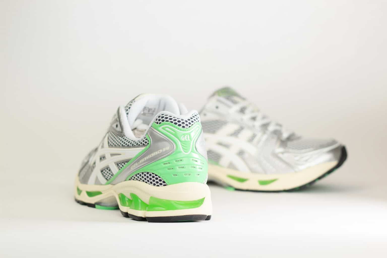ASICS Gel-Kayano 14 Silver Lime – Beige/Zilver/Groen – Heren/Dames/Uniseks Sneakers – Leer/Mesh – 1203A740-102 – Achterkant