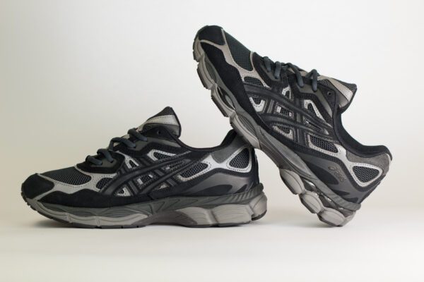ASICS Gel-NYC Graphite Grey Black – Zilver/Zwart – Heren/Dames/Uniseks Sneakers – Suede/Mesh – 1201A789-020 – Binnenkant