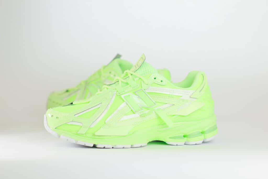 New Balance 1906A Neon Green Mint Flash – Groen – Heren/Dames/Uniseks Sneakers – Leer/Mesh – U1906AF – Zijkant