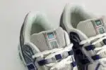 New Balance 1906R Grey Blue Metallic – Blauw/Zilver – Heren/Dames/Uniseks Sneakers – Leer/Mesh – U190688T – Bovenkant