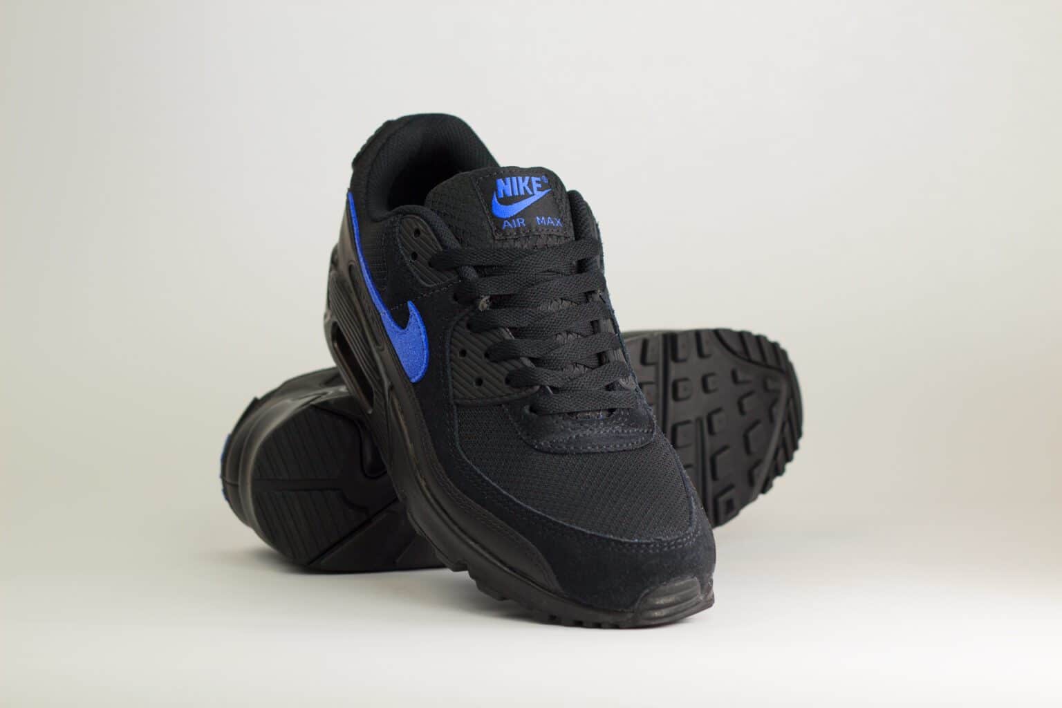 Nike Air Max 90 Black Sapphire – Paars/Zwart – Heren/Dames/Uniseks Sneakers – Leer/Mesh – DM0029-021 – Voorkant