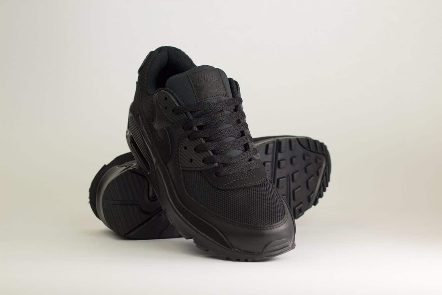 Nike Air Max 90 Recraft Triple Black – Zwart – Heren/Dames/Uniseks Sneakers – Leer/Mesh – CN8490-003 – Voorkant