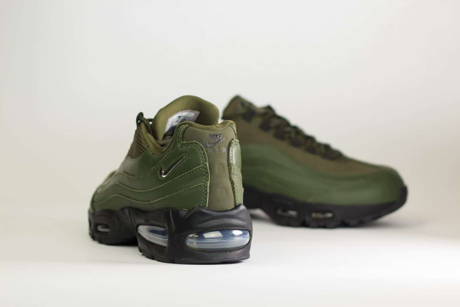 Nike Air Max 95 Big Bubble Cargo Khaki Jewel (W) – Groen/Zwart – Heren/Dames/Uniseks Sneakers – Leer/Mesh – IH1413-300 – Achterkant