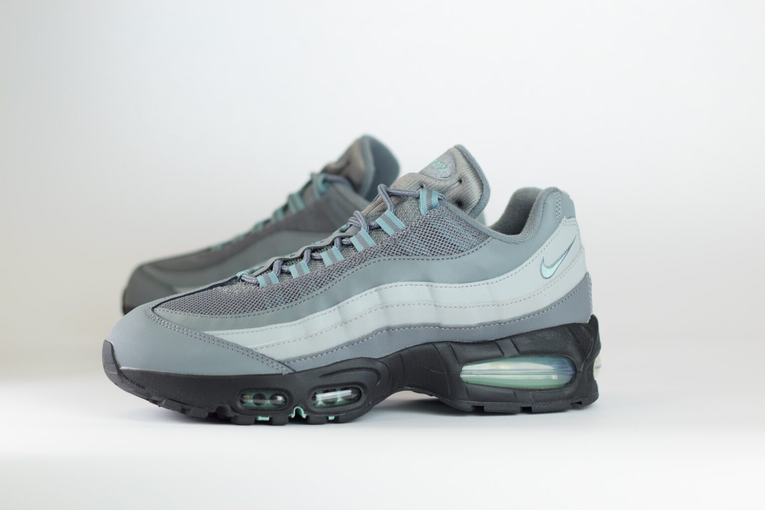 Nike Air Max 95 Big Bubble Smoke Grey Cannon – Grijs/Zwart – Heren/Dames/Uniseks Sneakers – Leer/Mesh – IM5987-084 – Zijkant
