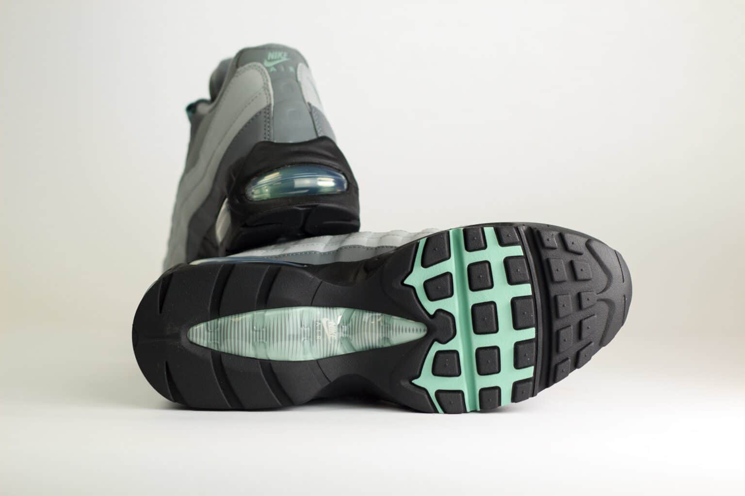 Nike Air Max 95 Big Bubble Smoke Grey Cannon – Grijs/Zwart – Heren/Dames/Uniseks Sneakers – Leer/Mesh – IM5987-084 – Onderkant