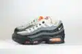 Nike Air Max 95 OG Big Bubble Black Bright Ceramic – Grijs/Zwart – Heren/Dames/Uniseks Sneakers – Vilt/Mesh – IM5988-010 – Zijkant