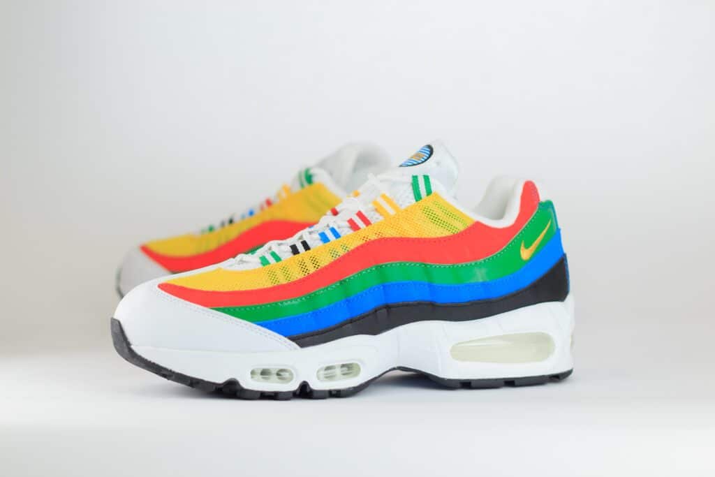 Nike Air Max 95 Olympic (2026) – Wit – Heren/Dames/Uniseks Sneakers – Leer/Mesh – IB7872-100 – Zijkant