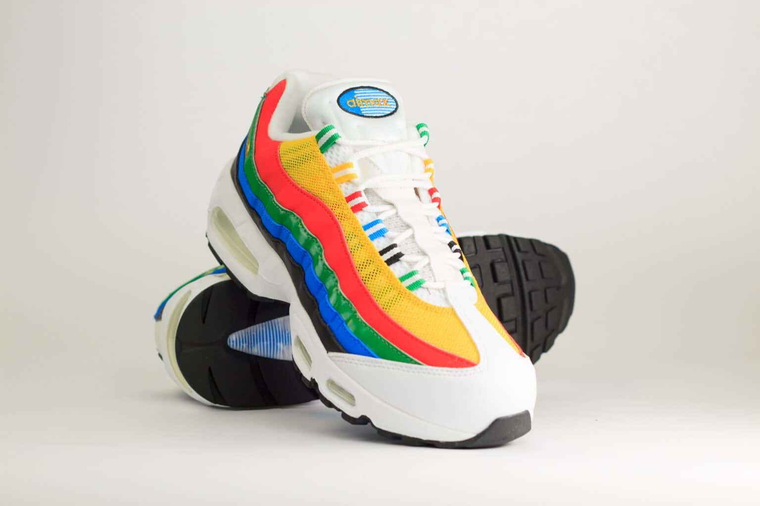 Nike Air Max 95 Olympic (2026) – Wit – Heren/Dames/Uniseks Sneakers – Leer/Mesh – IB7872-100 – Voorkant