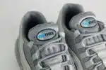 Nike Air Max 95 Retro Logo Grey Aqua – Grijs – Heren/Dames/Uniseks Sneakers – Suede/Mesh – CV1635-001 – Bovenkant