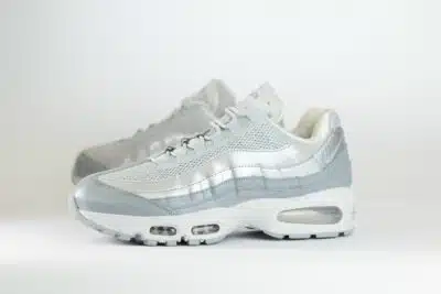 Nike Air Max 95 SE Big Bubble Grey Fog Silver (W) – Zilver – Heren/Dames/Uniseks Sneakers – Leer/Mesh – IB6398-001 – Zijkant