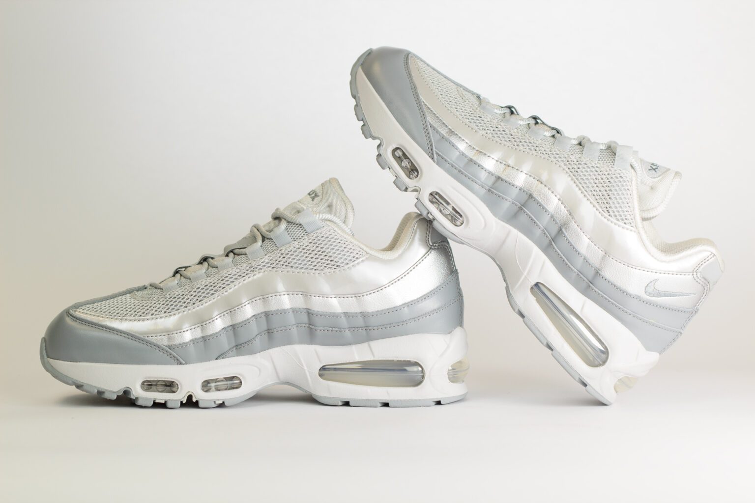 Nike Air Max 95 SE Big Bubble Grey Fog Silver (W) – Zilver – Heren/Dames/Uniseks Sneakers – Leer/Mesh – IB6398-001 – Binnenkant
