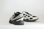 ASICS Gel-1130 Black Cream – Zwart/Beige – Heren/Dames/Uniseks Sneakers – Leer/Mesh – 1203A609-001 – Achterkant