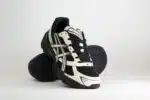 ASICS Gel-1130 Black Cream – Zwart/Beige – Heren/Dames/Uniseks Sneakers – Leer/Mesh – 1203A609-001 – Voorkant