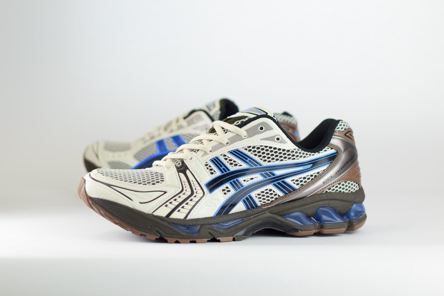 ASICS Gel-Kayano 14 Cream Blue Coast – Zwart/Beige/Blauw – Heren/Dames/Uniseks Sneakers – Leer/Mesh – 1203A740-104 – Zijkant