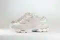 ASICS Gel-NYC Concrete Barely Rose – Roze/Grijs/Beige – Heren/Dames/Uniseks Sneakers – Suede/Mesh – 1203A383-028 – Zijkant