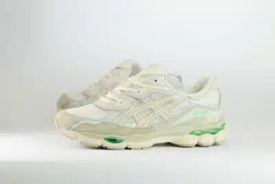 ASICS Gel-NYC Cream Fossil – Beige/Groen – Heren/Dames/Uniseks Sneakers – Suede/Mesh – 1203A383-112 – Zijkant