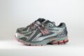 New Balance 1906R Dark Silver Metallic Rosewood – Grijs/Zilver/Roze – Heren/Dames/Uniseks Sneakers – Leer/Mesh – U190629R – Zijkant