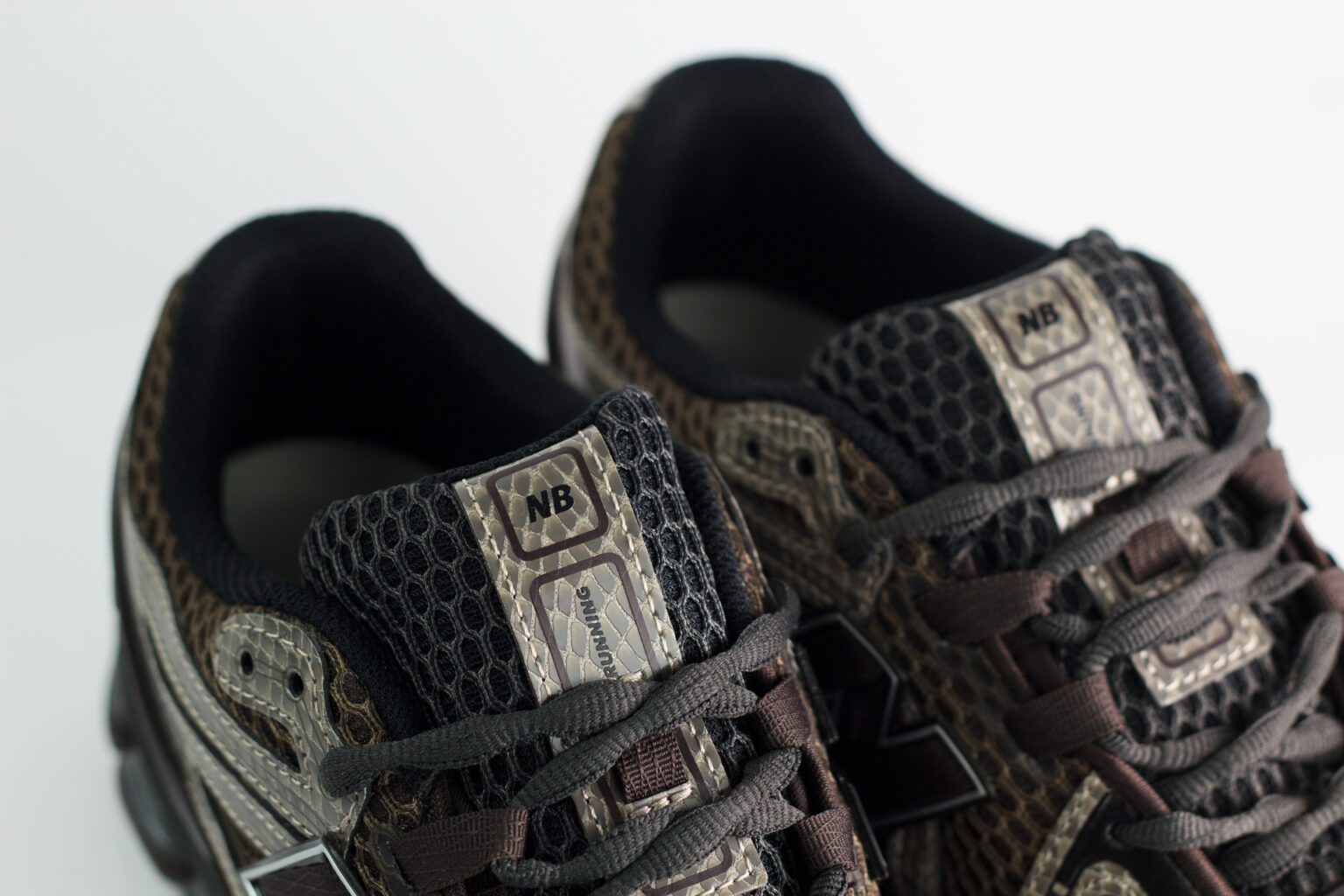 New Balance 1906R Snakeskin Thunder Brown – Bruin/Zwart – Heren/Dames/Uniseks Sneakers – Leer/Mesh – U19062NQ – Bovenkant