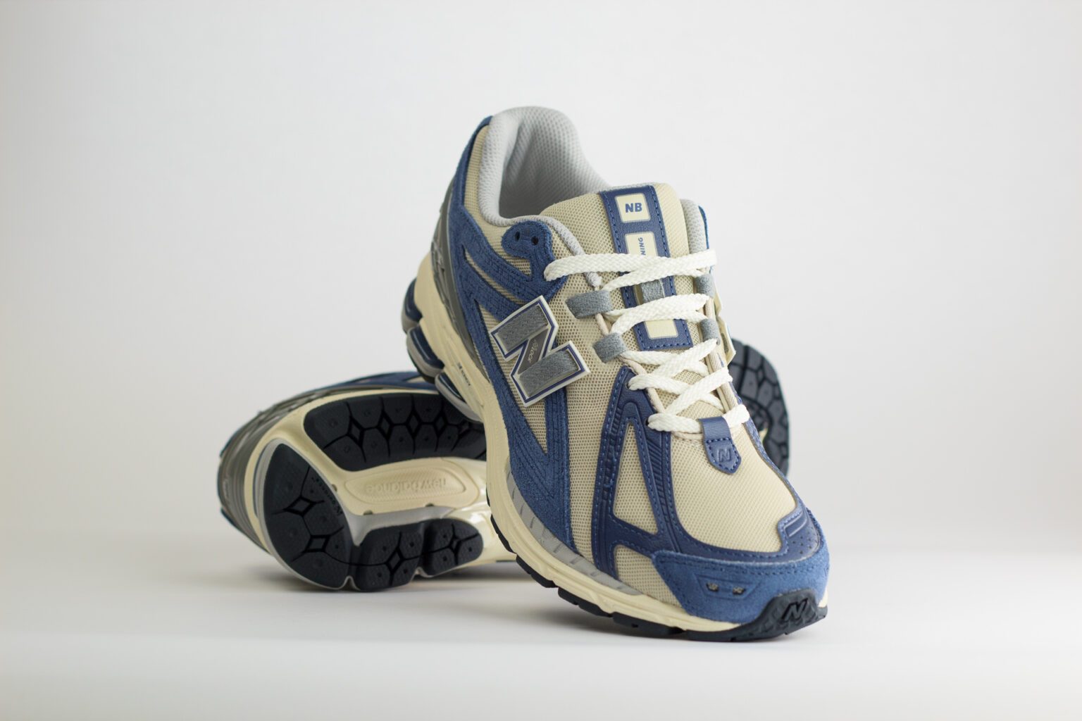 New Balance 1906R Vintage indigo - 4. Voorkant