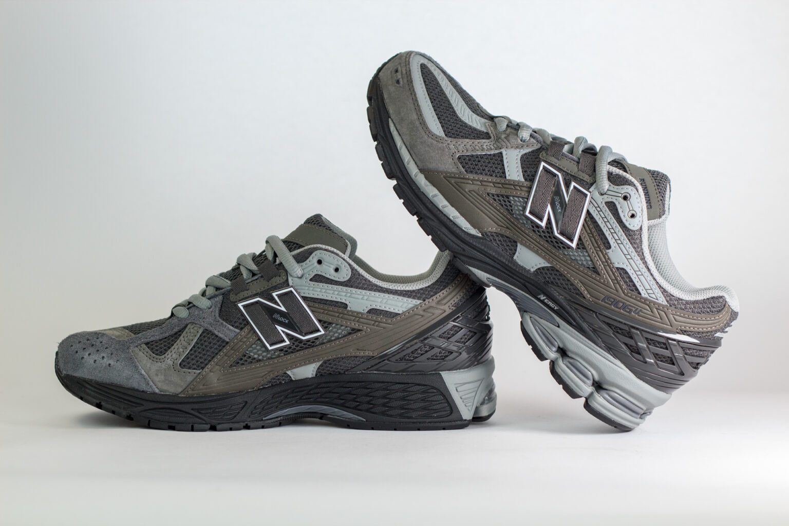New Balance 1906U Tornado Grey – Grijs/Zwart – Heren/Dames/Uniseks Sneakers – Leer/Mesh – U19067GB – Binnenkant