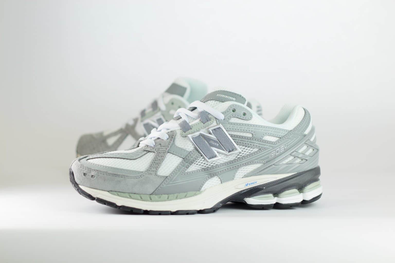 New Balance 1906U White Grey – Wit/Grijs – Heren/Dames/Uniseks Sneakers – Leer/Mesh – U19065ZR – Zijkant