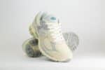 New Balance 2002R Linen – Beige – Heren/Dames/Uniseks Sneakers – Suede/Mesh – M2002REK – Voorkant