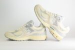 New Balance 2002R Linen – Beige – Heren/Dames/Uniseks Sneakers – Suede/Mesh – M2002REK – Binnenkant