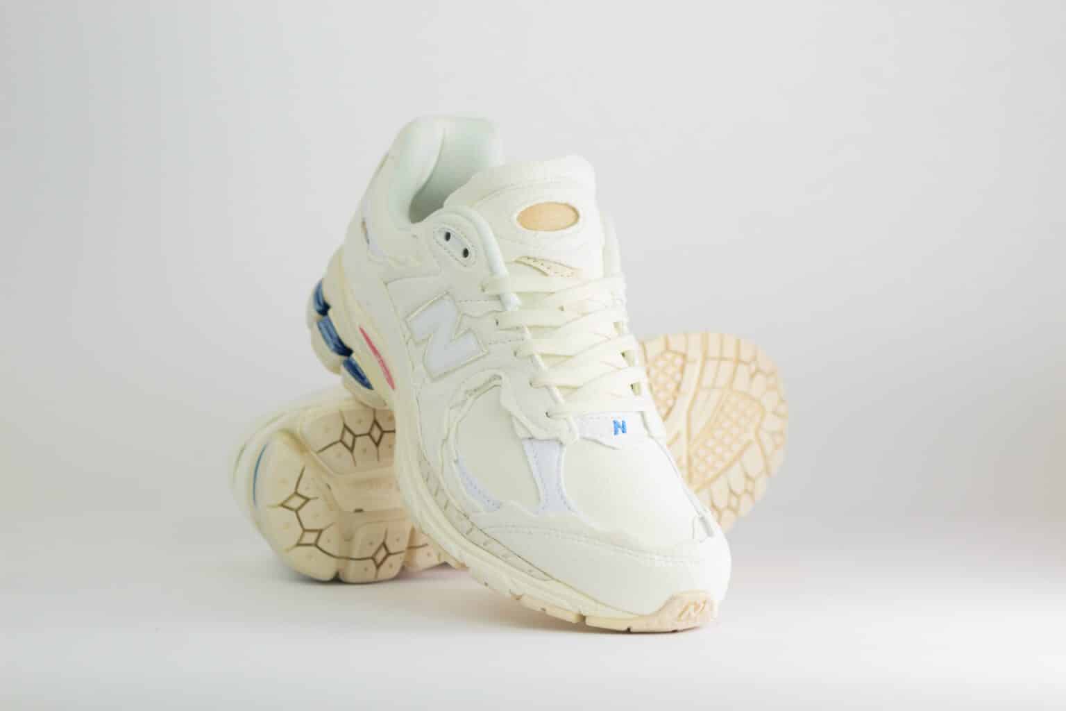 New Balance 2002R Protection Pack Sea Salt – Beige – Heren/Dames/Uniseks Sneakers – Suede/Mesh – M2002RDC – Voorkant