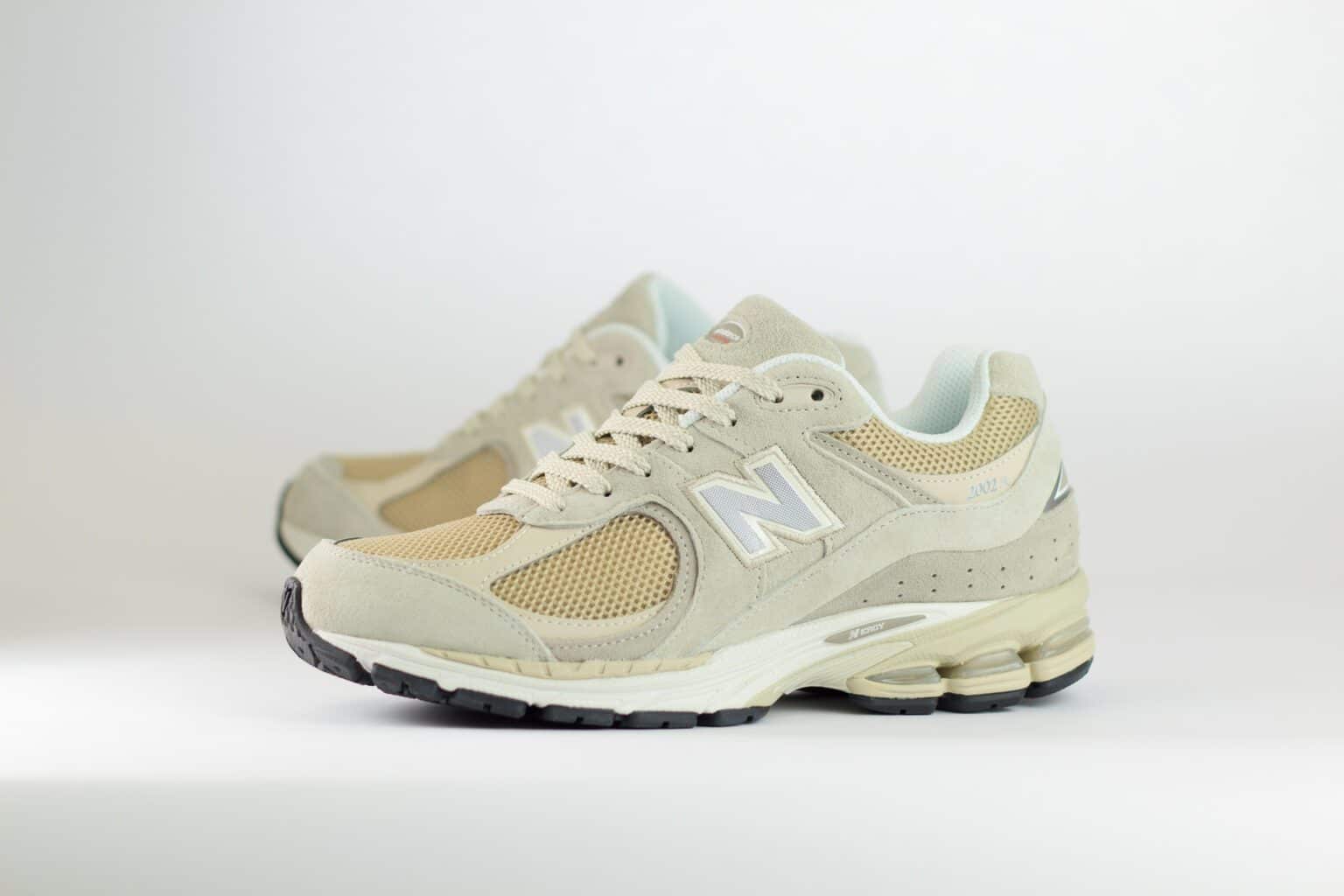 New Balance 2002R Shipyard – Beige/Bruin – Heren/Dames/Uniseks Sneakers – Suede/Mesh – U2002RB – Zijkant