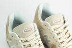 New Balance 2002R Shipyard – Beige/Bruin – Heren/Dames/Uniseks Sneakers – Suede/Mesh – U2002RB – Bovenkant