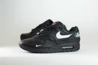 Nike Air Max 1 '87 SP Supreme Black White – Zwart – Heren/Dames/Uniseks Sneakers – Leer – HF8813-001 – Zijkant