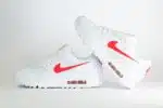 Nike Air Max 90 White University Red (2026) – Wit/Rood – Heren/Dames/Uniseks Sneakers – Leer/Mesh – DM0029-120 – Binnenkant