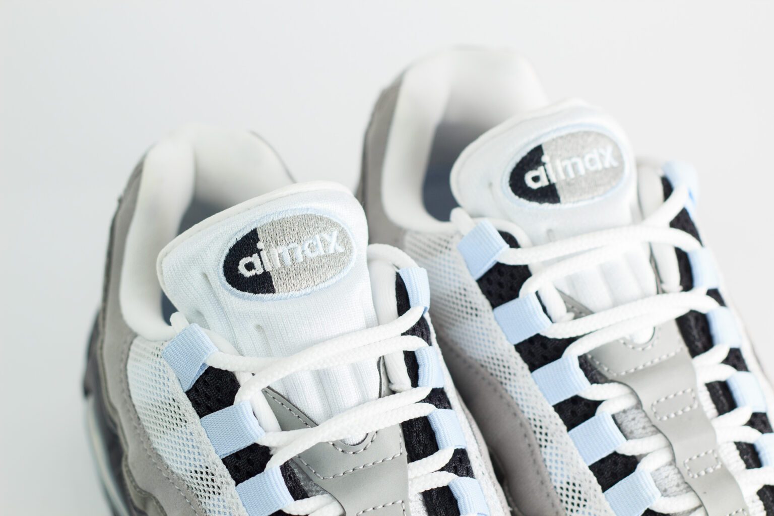 Nike Air Max 95 OG Big Bubble Blue Tint (W) – Blauw/Bruin/Zwart – Heren/Dames/Uniseks Sneakers – Vilt/Mesh – HJ5996-002 – Bovenkant