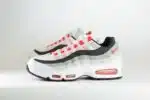 Nike Air Max 95 OG Big Bubble Comet Red – Wit/Rood/Zwart – Heren/Dames/Uniseks Sneakers – Leer/Mesh – IB7862-100 – Zijkant
