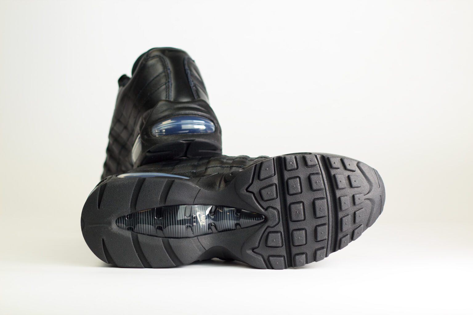 Nike Air Max 95 QS Big Bubble Black Leather – Zwart – Heren/Dames/Uniseks Sneakers – Leer – IM0696-001 – Onderkant