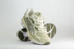 ASICS Gel-NYC Khaki Pure Silver – Groen/Zilver/Beige – Heren/Dames/Uniseks Sneakers – Suede/Mesh – 1203A739-302 – Voorkant