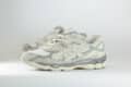 ASICS Gel-NYC Oyster Grey – Beige/Grijs – Heren/Dames/Uniseks Sneakers – Suede/Mesh – 1201A789-103 – Zijkant