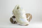 ASICS Gel-NYC White Feather Grey – Wit/Beige – Heren/Dames/Uniseks Sneakers – Suede/Mesh – 1203A663-102 – Voorkant