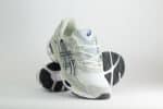 ASICS Gel-NYC White Midnight – Wit/Grijs/Blauw – Heren/Dames/Uniseks Sneakers – Suede/Mesh – 1203A383-118 – Voorkant