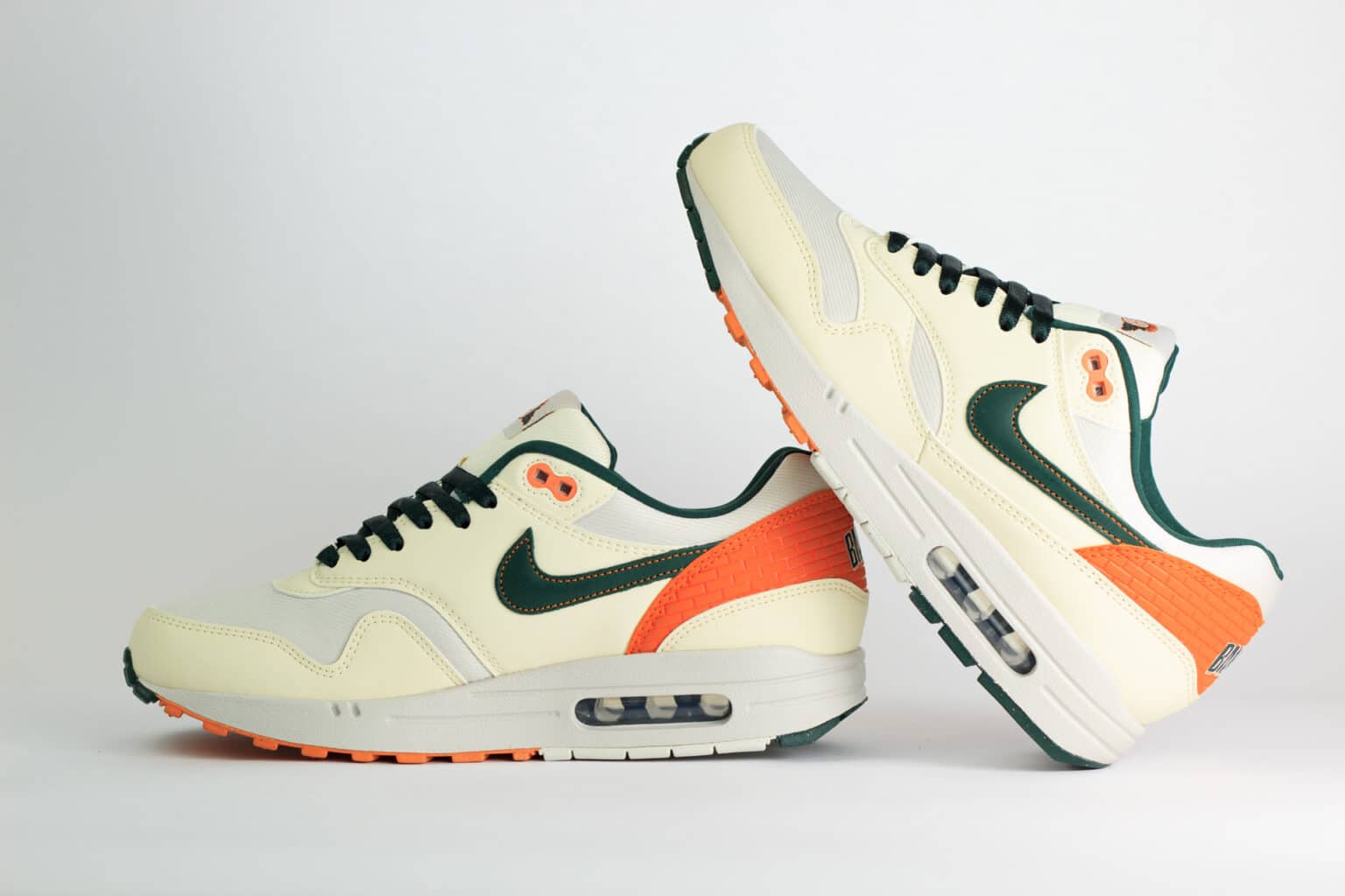 Nike Air Max 1 Baltimore Orioles City Connect (2026) – Wit/Beige/Groen – Heren/Dames/Uniseks Sneakers – Leer/Mesh – IQ2894-100 – Binnenkant