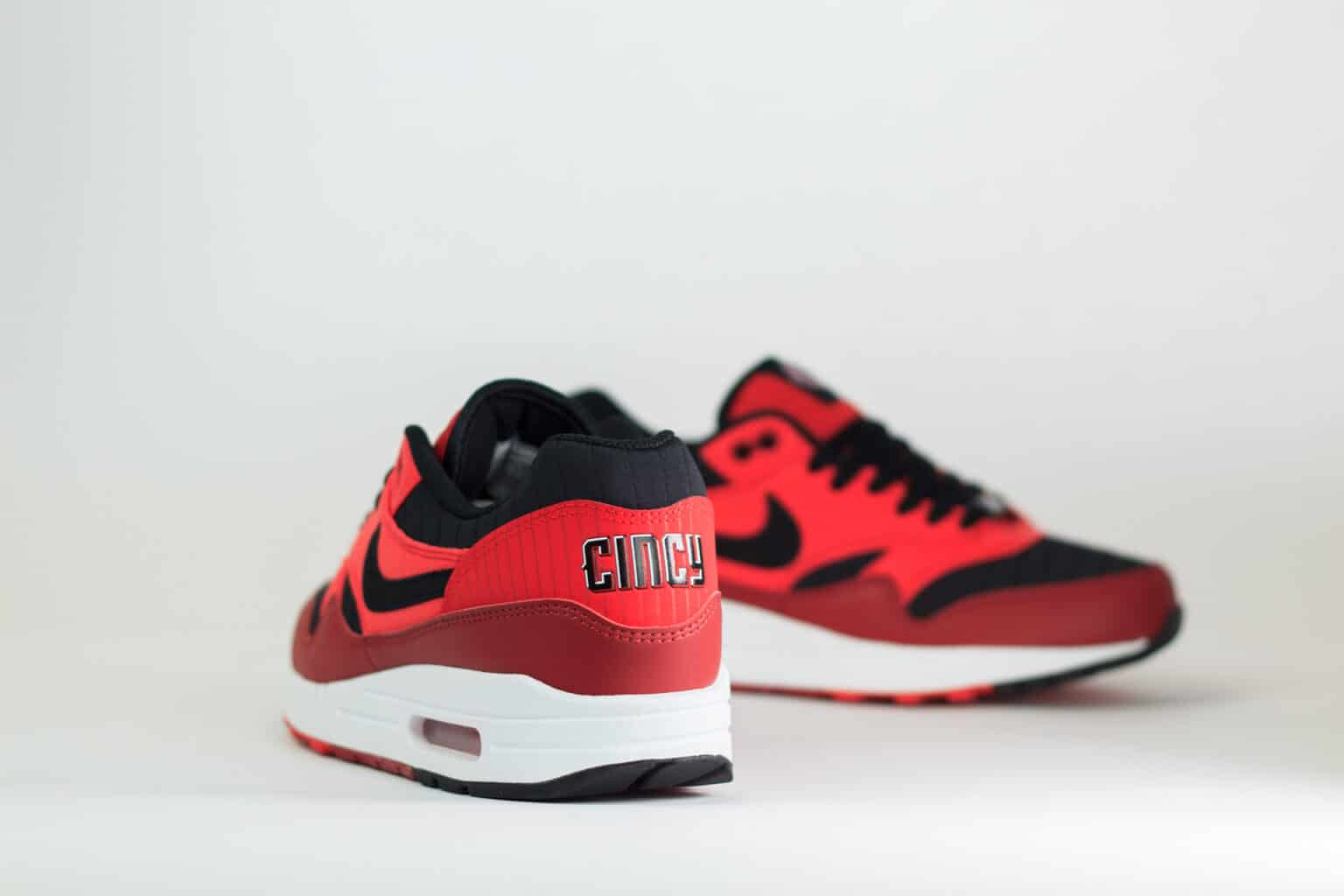 Nike Air Max 1 Cincinnati Reds City Connect (2026) – Rood/Zwart – Heren/Dames/Uniseks Sneakers – Leer/Stof – IQ2861-600 – Achterkant