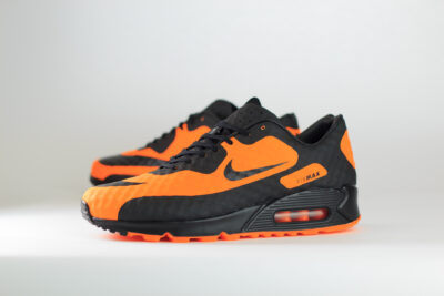 Nike Air Max 90 Bright Citrus Hypervenom – Zwart/Oranje – Heren/Dames/Uniseks Sneakers – Kunststof – IR1978-844 – Zijkant