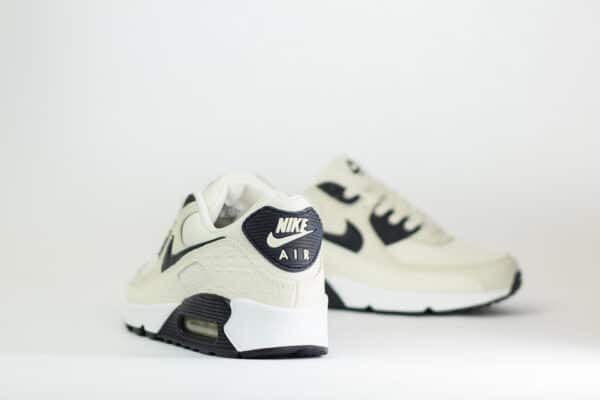 Nike Air Max 90 Sail Croc Print Phantom Black (W) – Beige/Zwart – Heren/Dames/Uniseks Sneakers – Leer – IM3110-101 – Achterkant