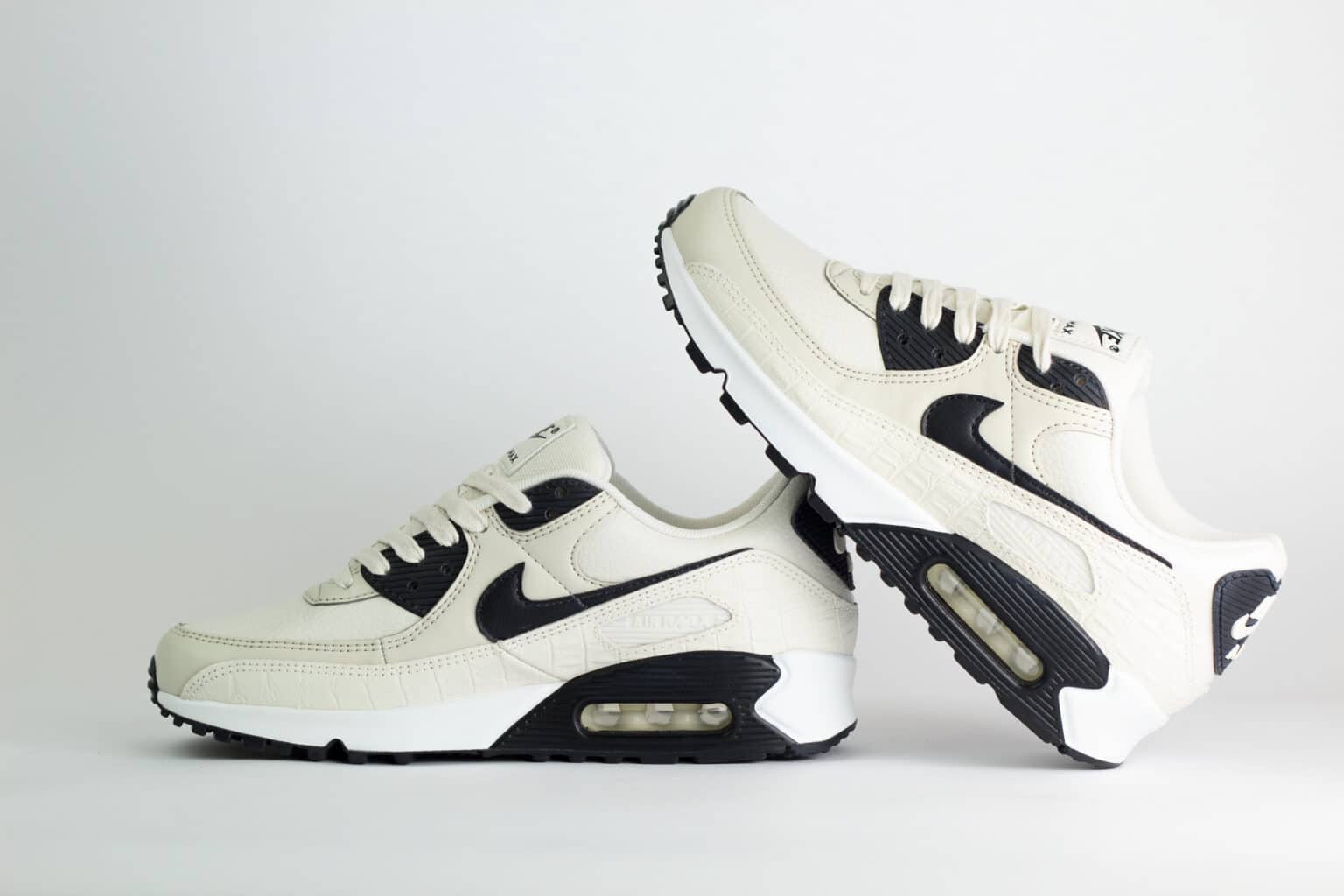 Nike Air Max 90 Sail Croc Print Phantom Black (W) – Beige/Zwart – Heren/Dames/Uniseks Sneakers – Leer – IM3110-101 – Binnenkant
