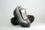 Nike Air Max 95 SB Cacao Wow – Zwart/Grijs/Bruin – Heren/Dames/Uniseks Sneakers – Leer/Mesh – HF7545-002 – Voorkant