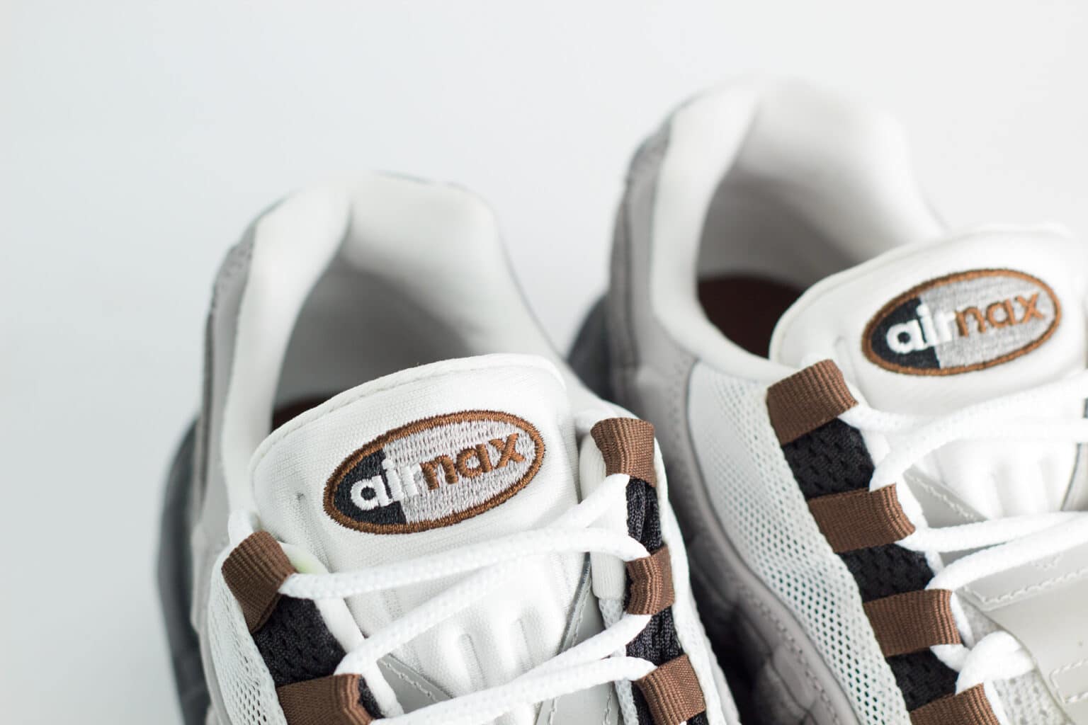 Nike Air Max 95 SB Cacao Wow – Zwart/Grijs/Bruin – Heren/Dames/Uniseks Sneakers – Leer/Mesh – HF7545-002 – Bovenkant